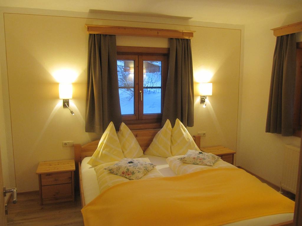Pension Wiesfleck Taxenbach Bagian luar foto